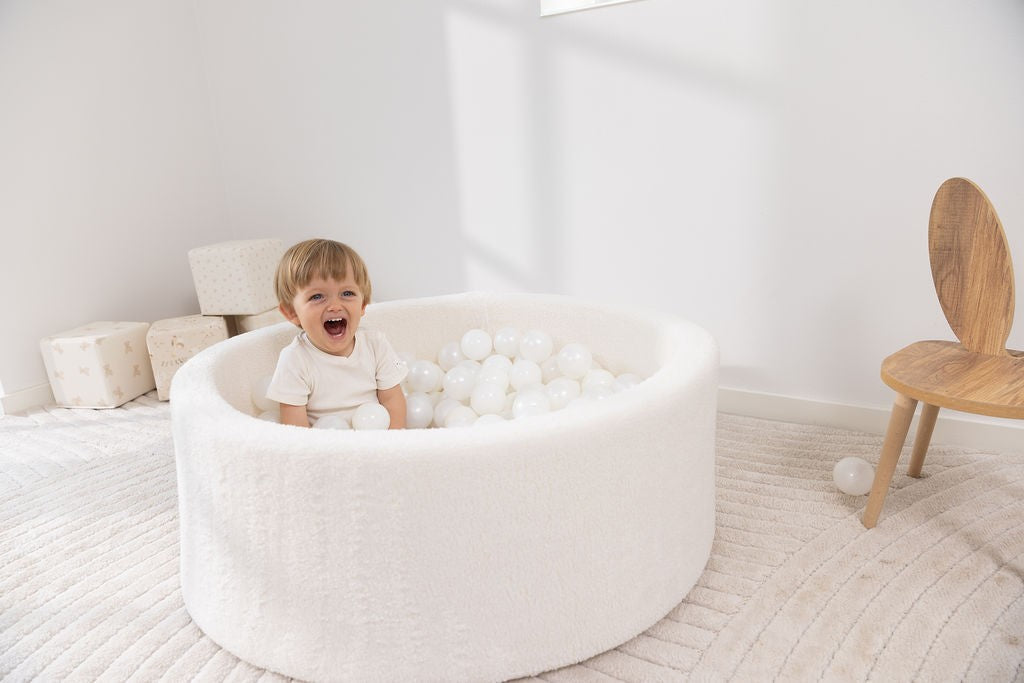 Round Ball Pit - Teddy Creme (90x30)