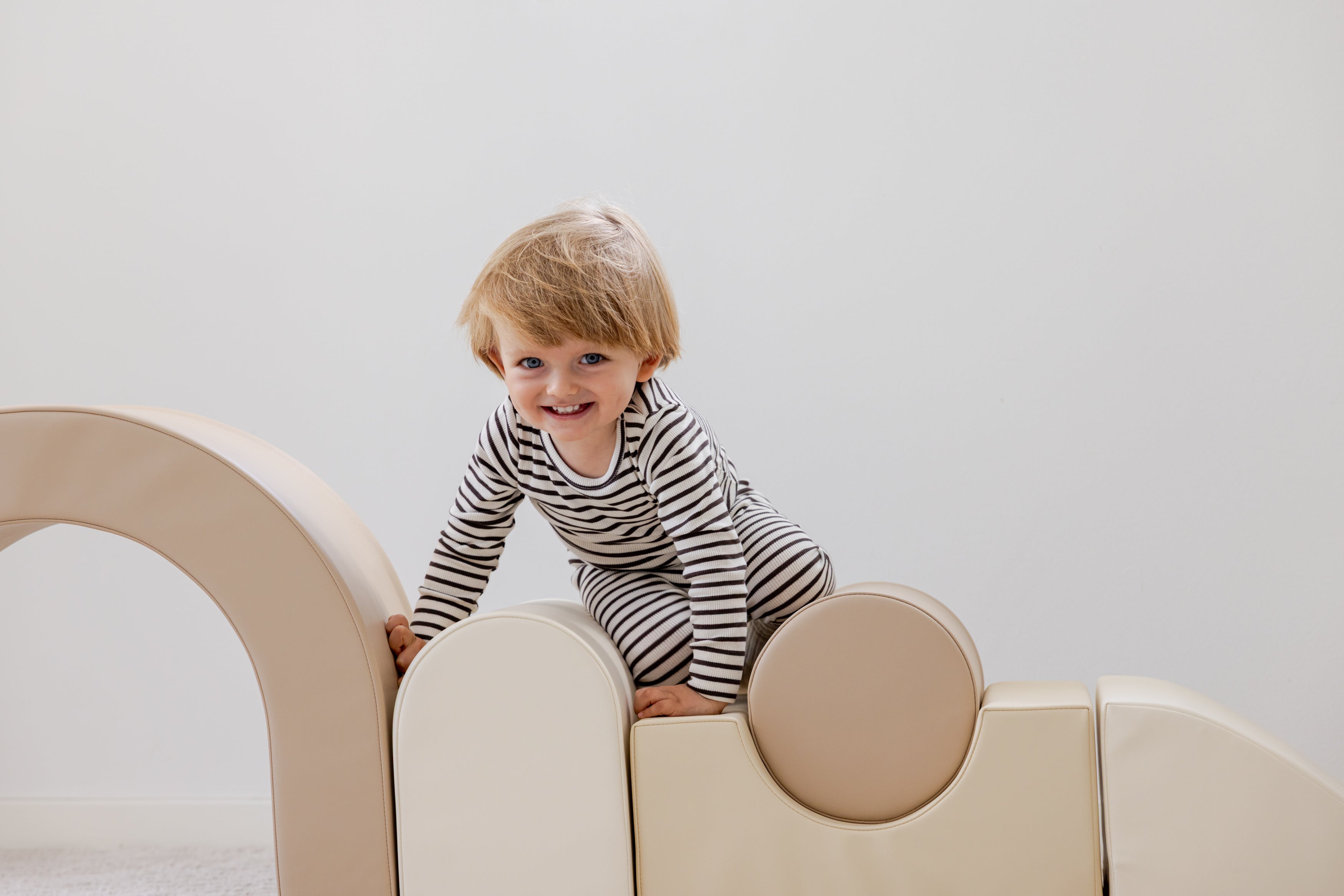 Rainbow Play Set - 7-Piece Foam Play Set