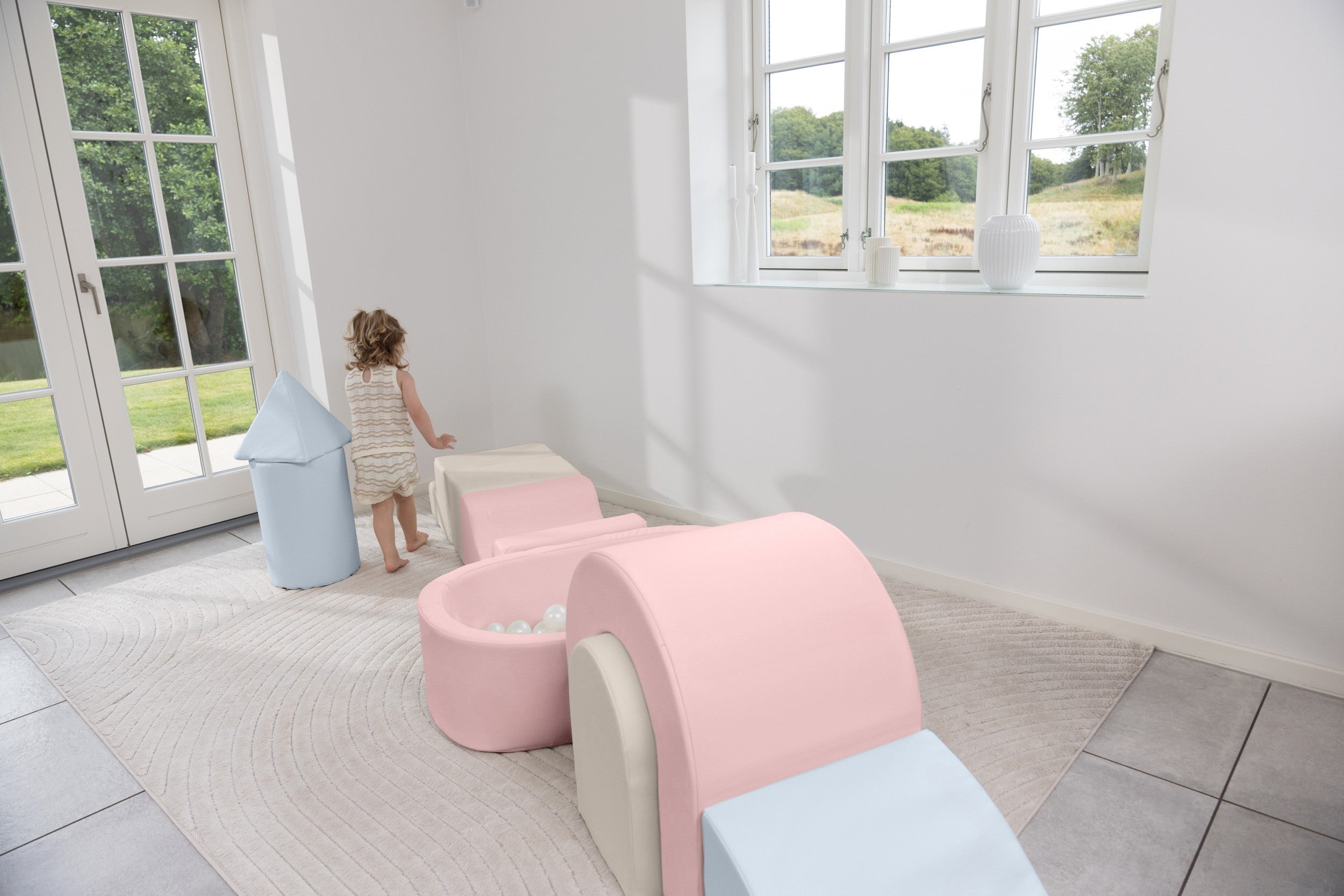 LUX Playset with Ball Pit - Pastel - 9-Piece