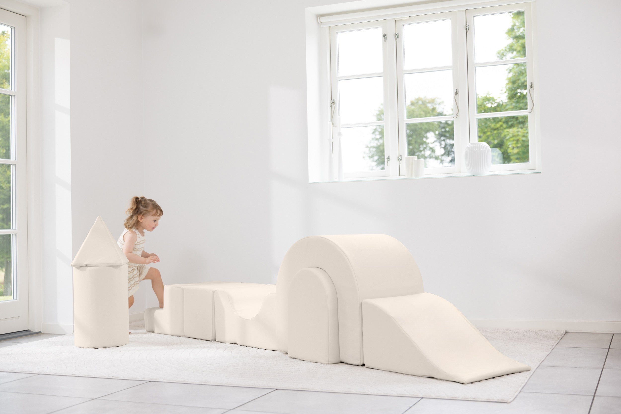 LUX Playset - Beige - 8-Piece